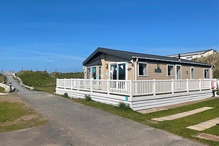 2 Bedroom Mobile/park Home For Sale In Talybont, LL43