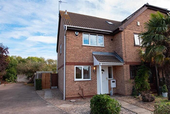 2 Bedroom Semi-Detached House To Rent In Drummond Avenue, Netherfield, Nottingham, NG4