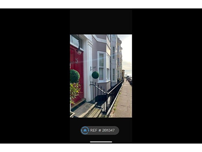 Studio To Rent In Devonshire Place, Brighton, Brighton And Hove, United Kingdom, BN2