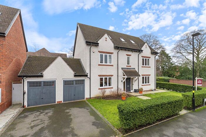 5 Bedroom Detached House For Sale In Thomas De Beauchamp Lane, Sutton Coldfield, B73