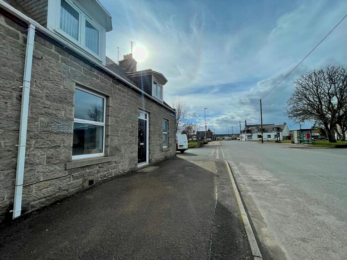 2 Bedroom Flat To Rent In Gaval Street, Fetterangus, Aberdeenshire, AB42