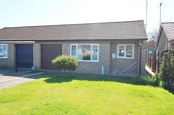2 Bedroom Bungalow For Sale In Mayfield Close, Pinchbeck, Spalding, PE11