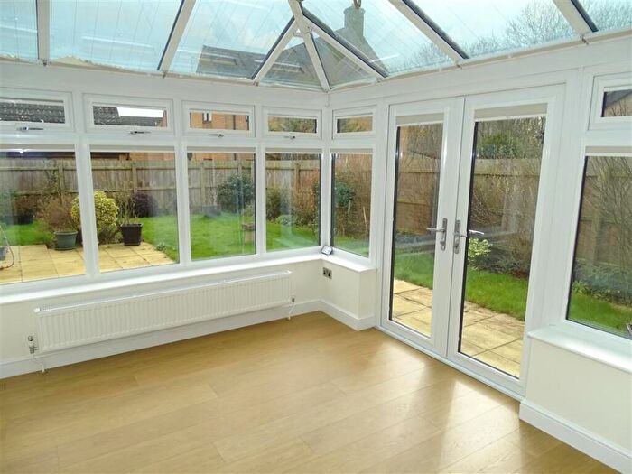 3 Bedroom Detached House For Sale In Haywardsfield: Longthorpe, PE3