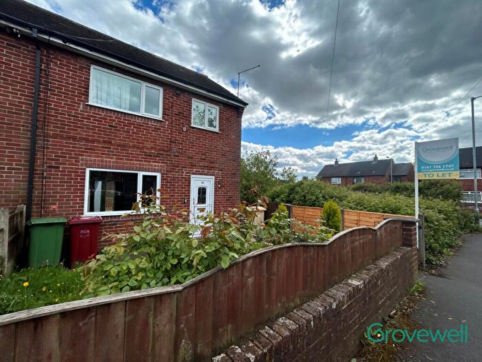 3 Bedroom Semi-Detached House To Rent In Princess Avenue, Kearsley, Bolton, BL4