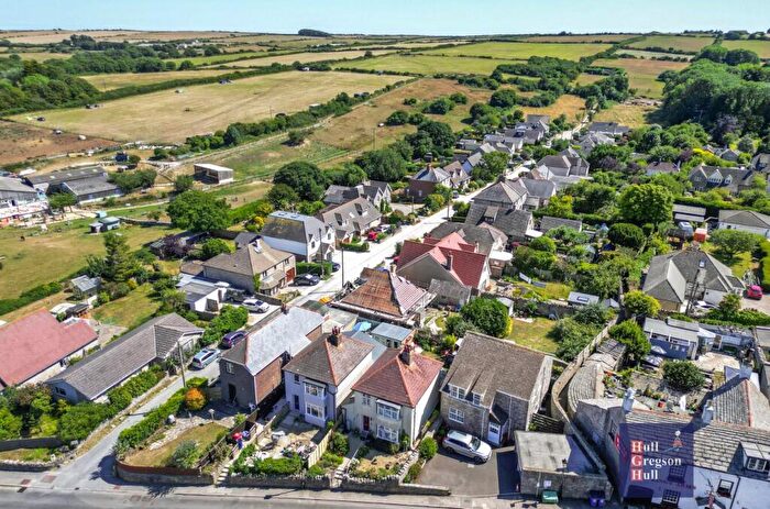3 Bedroom House For Sale In High Street, Langton Matravers, Swanage, BH19 - Photo 2