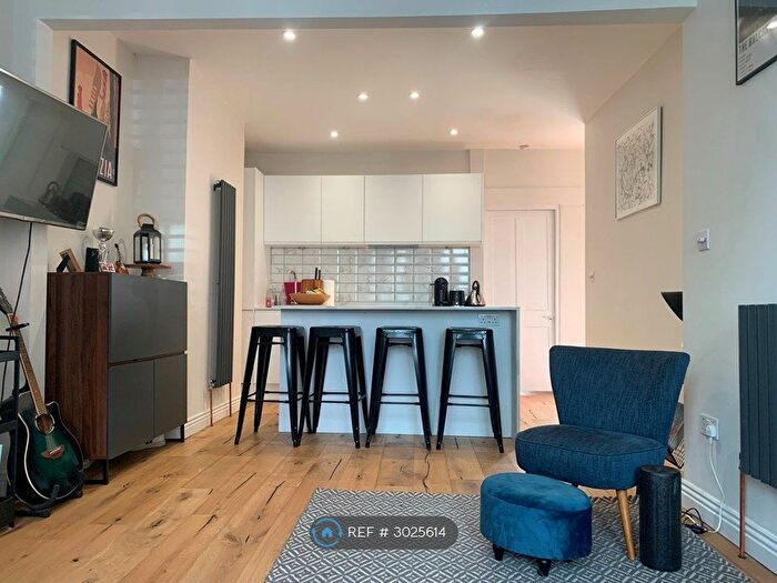 1 Bedroom Flat To Rent In Battersea, London, SW11