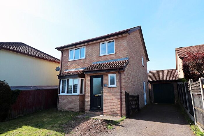 3 Bedroom Detached House To Rent In Haverscroft Close, NR8