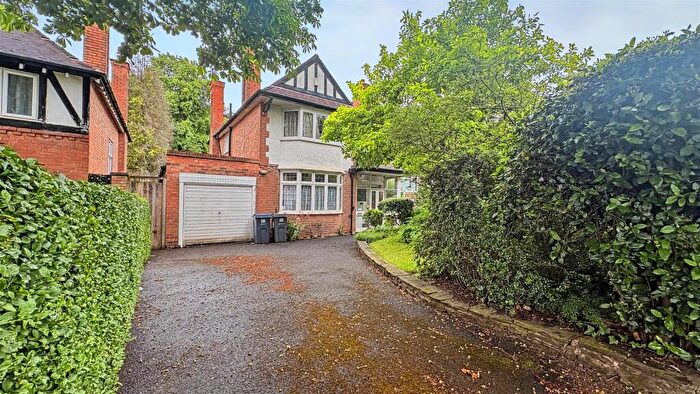 4 Bedroom Detached House For Sale In Salisbury Road, Moseley, B13