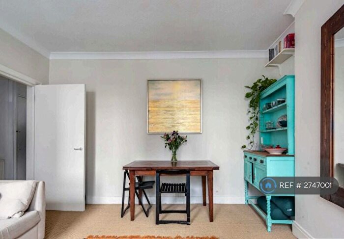 1 Bedroom Flat To Rent In Sylvester House, London, E8