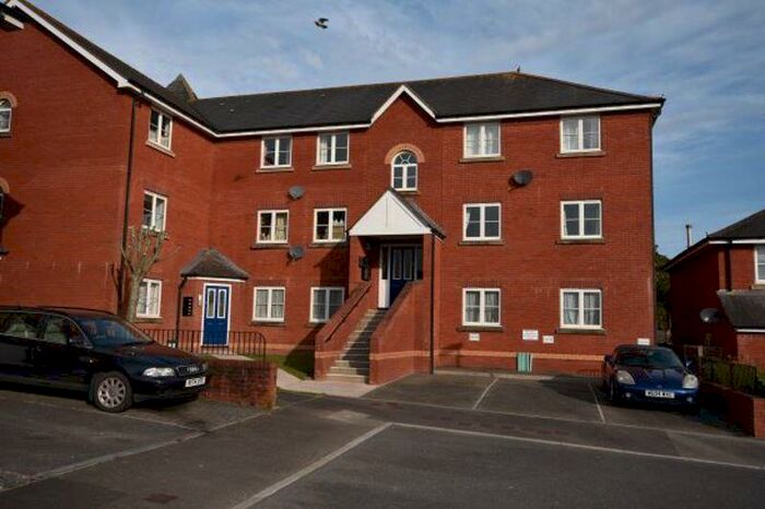 2 Bedroom Flat To Rent In Lewis Crescent, Clyst Heath, Exeter, EX2