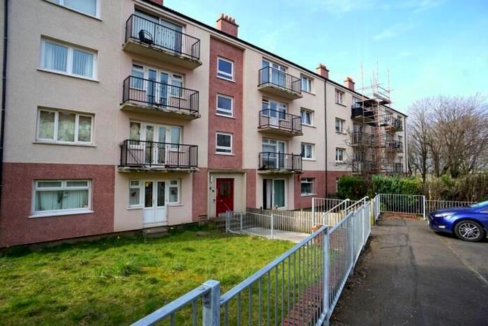 2 Bedroom Flat To Rent In Kerrycroy Street, Glasgow, G42