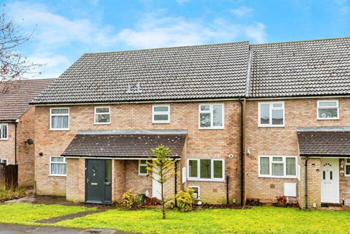 3 Bedroom Terraced House For Sale In Barry Way, Basingstoke, RG22