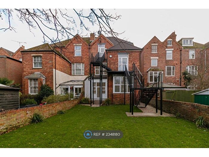 2 Bedroom Flat To Rent In Bouverie Road West, Folkestone, CT20