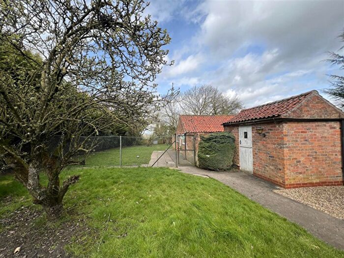 Land For Sale In Claypole Lane, Dry Doddington, Newark, NG23