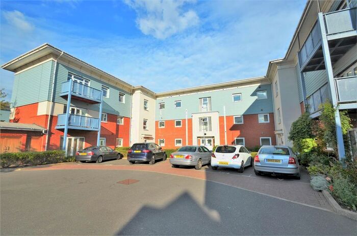 2 Bedroom Flat To Rent In Egret House, West Drayton, UB7