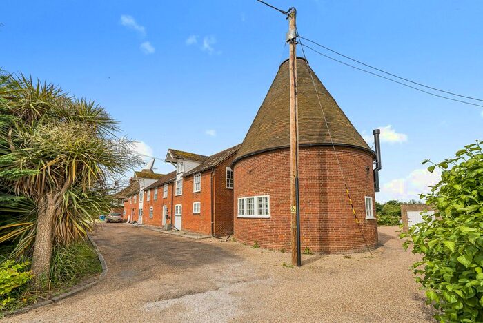 5 Bedroom Semi-Detached House For Sale In Head Hill Road, Goodnestone, ME13