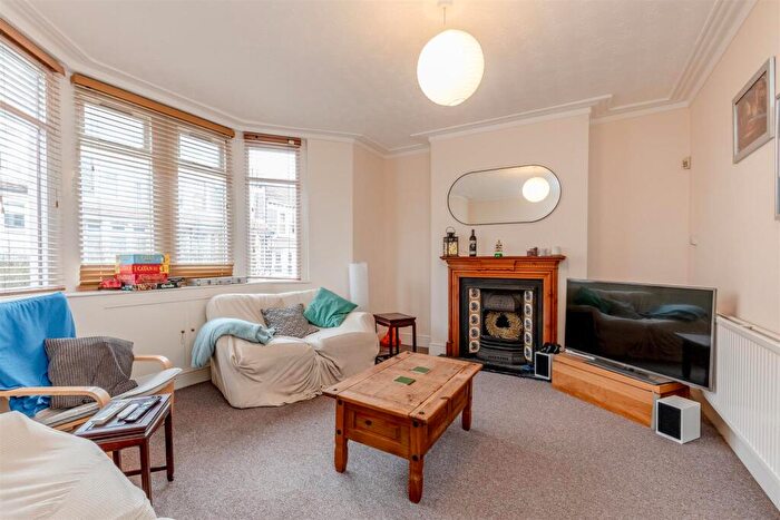 2 Bedroom End Of Terrace House To Rent In Boston Road, Bristol, BS7