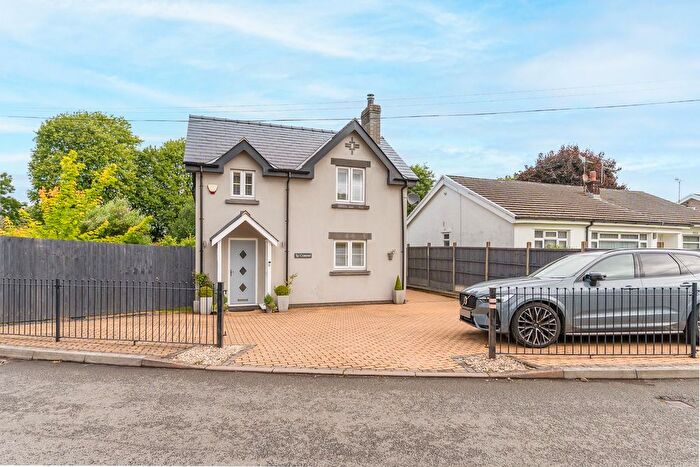 4 Bedroom Detached House For Sale In Penperlleni, Pontypool, NP4