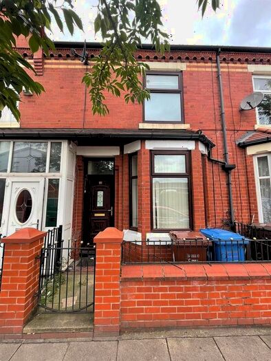 3 Bedroom Terraced House To Rent In Seaford Road, Salford, M6