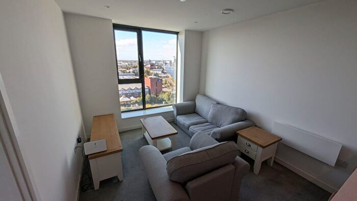 1 Bedroom Flat To Rent In Wharf End, Trafford Park, Manchester, M17