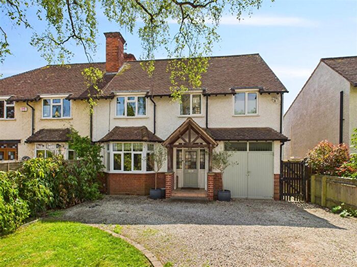4 Bedroom Semi-Detached House For Sale In Loxley Road, Stratford-Upon-Avon, CV37