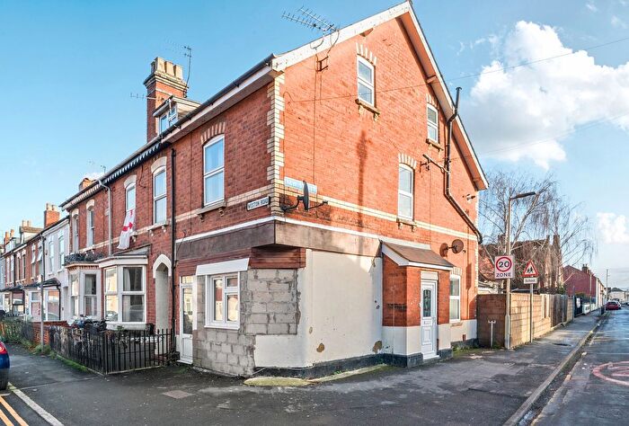 1 Bedroom Flat For Sale In Weston Road, Gloucester, Gloucestershire, GL1