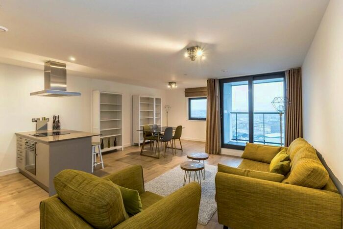 3 Bedroom Flat To Rent In Rotherhithe New Road, London, SE16