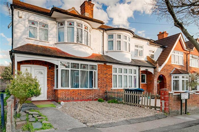 4 Bedroom End Of Terrace House To Rent In Edge Hill, Mitcham, CR4