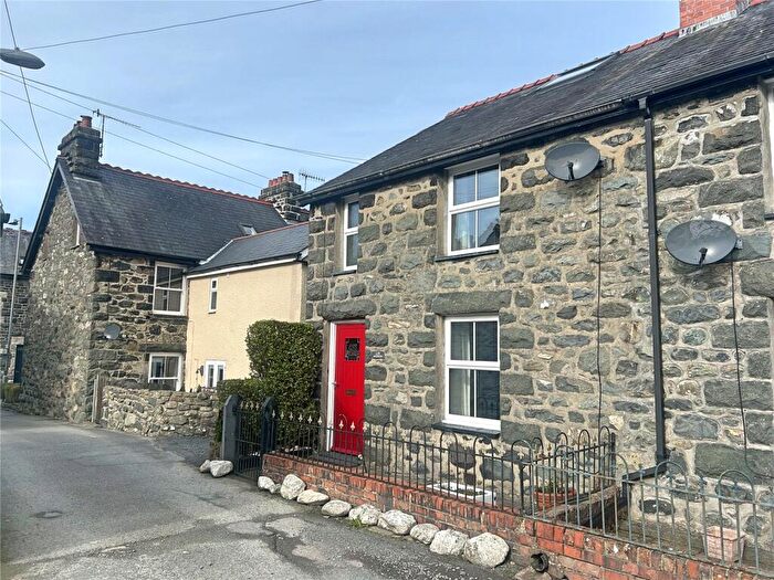 2 Bedroom Terraced House For Sale In Llwyngwril, Gwynedd, LL37