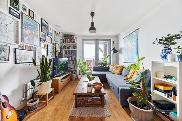 1 Bedroom Apartment To Rent In Emily Duncan Place, Forest Gate, E7