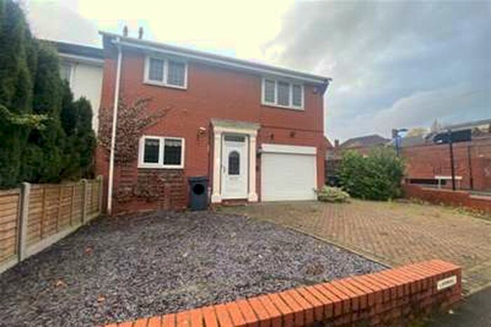 3 Bedroom House To Rent In Holland Street, Sutton Coldfield. B72