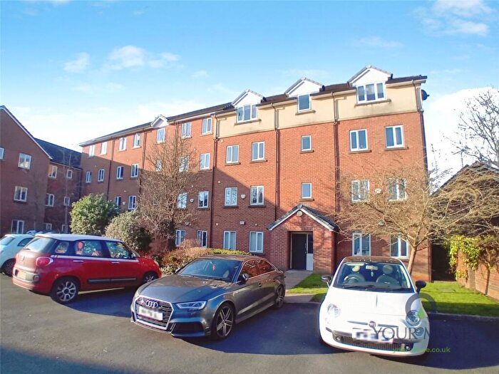 2 Bedroom Flat To Rent In Harriet Street, Worsley, Manchester, M28