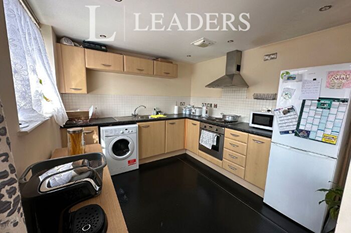 1 Bedroom Apartment To Rent In Avoca Court, Moseley Road, Deritend, Birmingham, B12