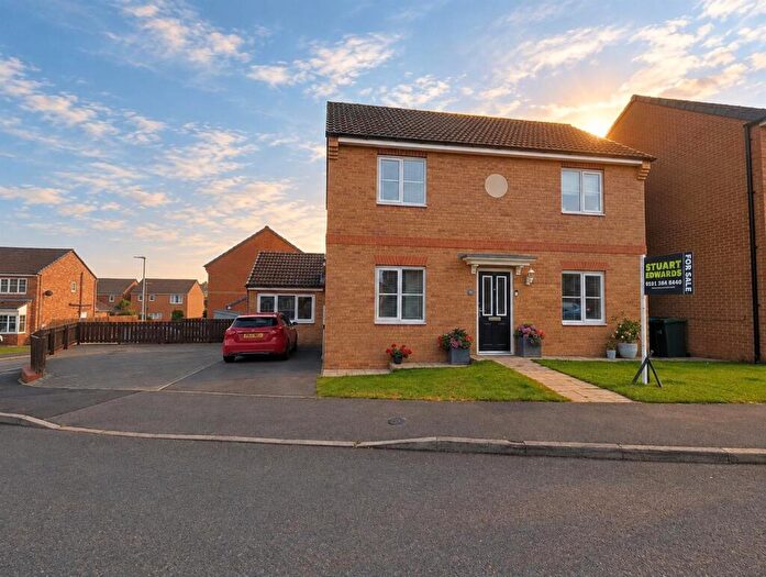 3 Bedroom Detached House For Sale In Cloverhill Court, Stanley, DH9