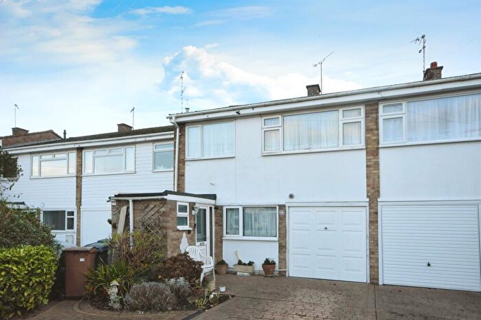 3 Bedroom Terraced House For Sale In Mansfields, Writtle, Chelmsford, CM1