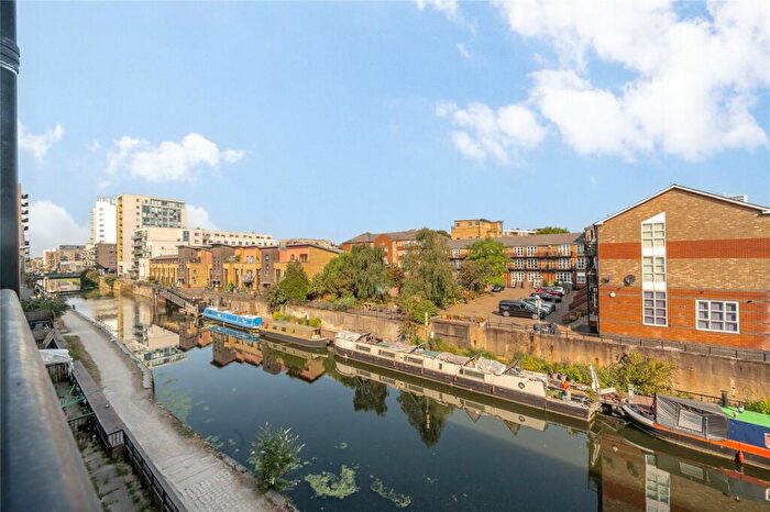 2 Bedroom Flat For Sale In Locksons Close, London, E14
