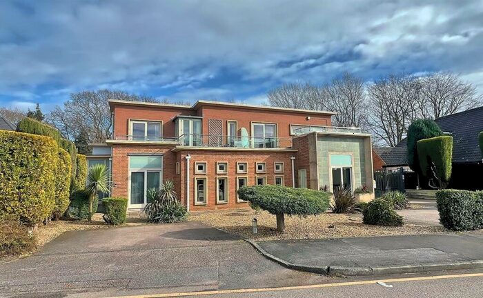 2 Bedroom Apartment To Rent In Astoria House, Belwell Drive, Sutton Coldfield, B74