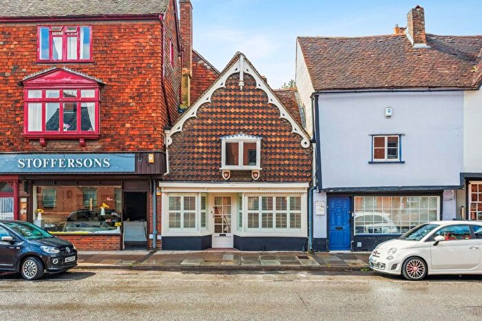 3 Bedroom Terraced House For Sale In Castle Street, Salisbury, SP1
