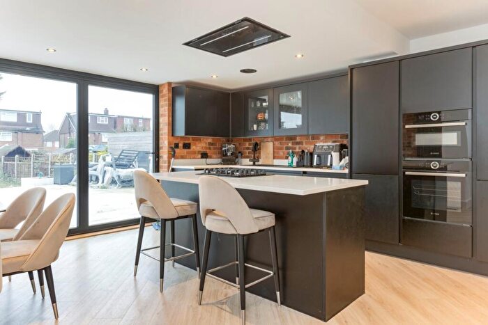 2 Bedroom Semi Detached House To Rent In Frinton Road Sidcup, DA14