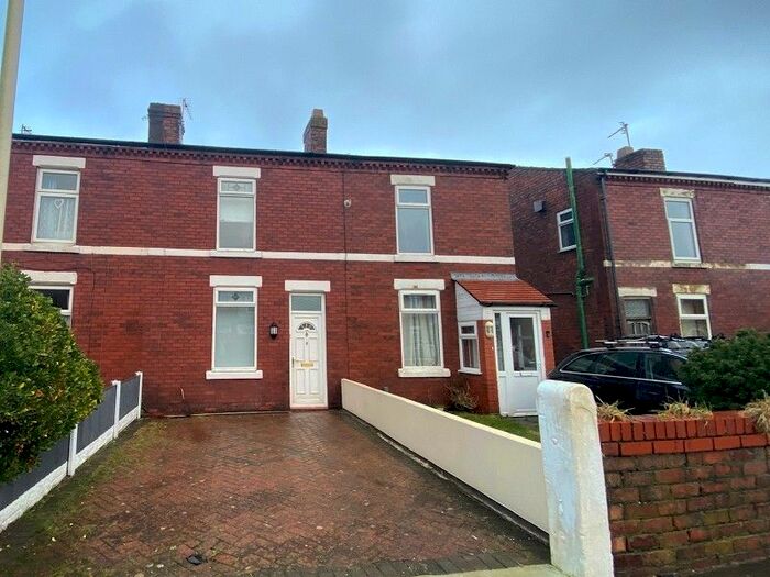 2 Bedroom Property To Rent In Lawson Street, Southport, Merseyside., PR9