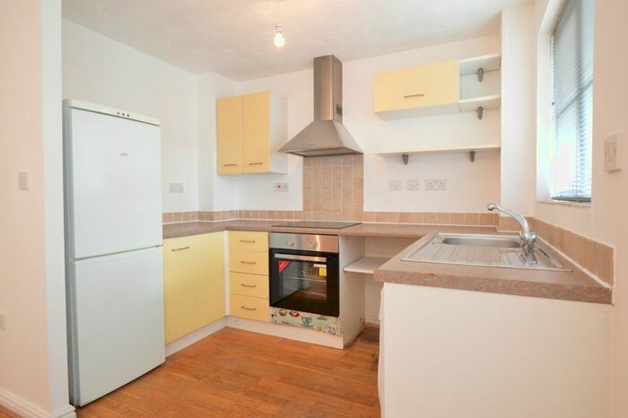 2 Bedroom Flat For Sale In Joseph Hardcastle Close, London, SE14