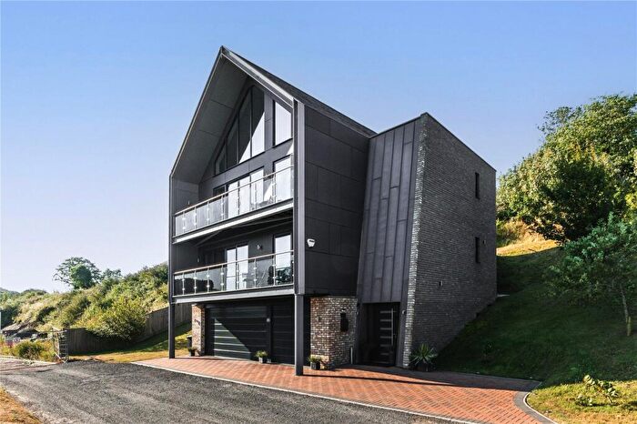 5 Bedroom Detached House For Sale In Langmead Drive, Bideford, Devon, EX39