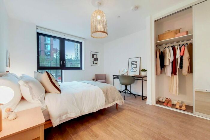 3 Bedroom Flat To Rent In Equipment Works, Walthamstow, London, E17