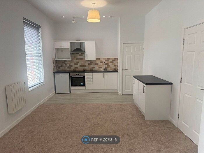 2 Bedroom Flat To Rent In Grange House, Darlington, DL1