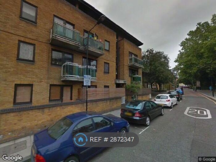 2 Bedroom Flat To Rent In Cartwright Street, London, E1