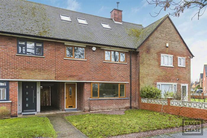 5 Bedroom Terraced House To Rent In Cedar Road, Enfield, EN2