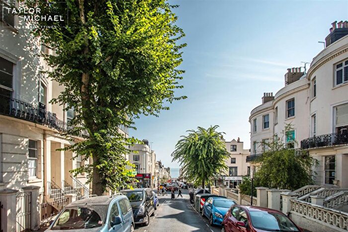 1 Bedroom Flat To Rent In Brunswick Road, Brighton, BN3