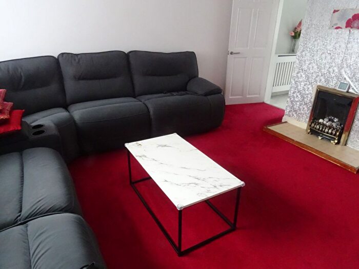 3 Bedroom Terraced House To Rent In Pennine Way, Harlington, Hayes, UB3