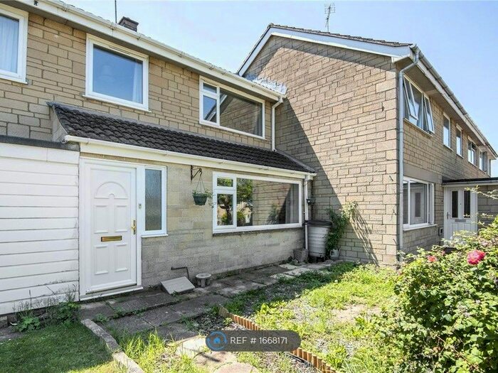 3 Bedroom Terraced House To Rent In North Home Road, Cirencester, GL7