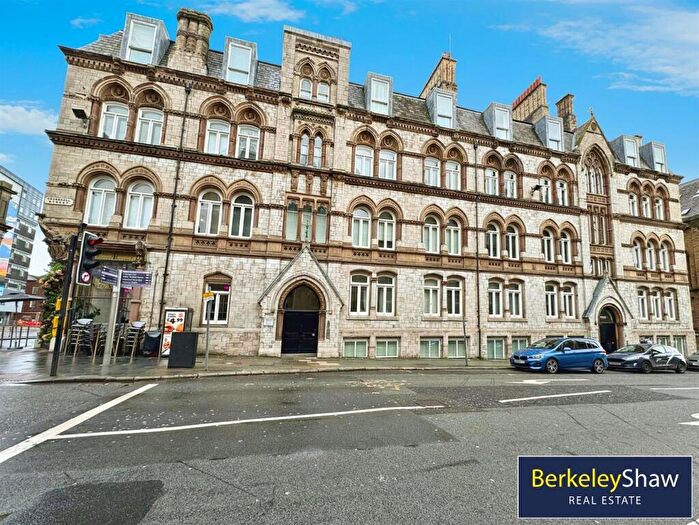 1 Bedroom Apartment For Sale In Crosshall Street, Liverpool, Merseyside, L1